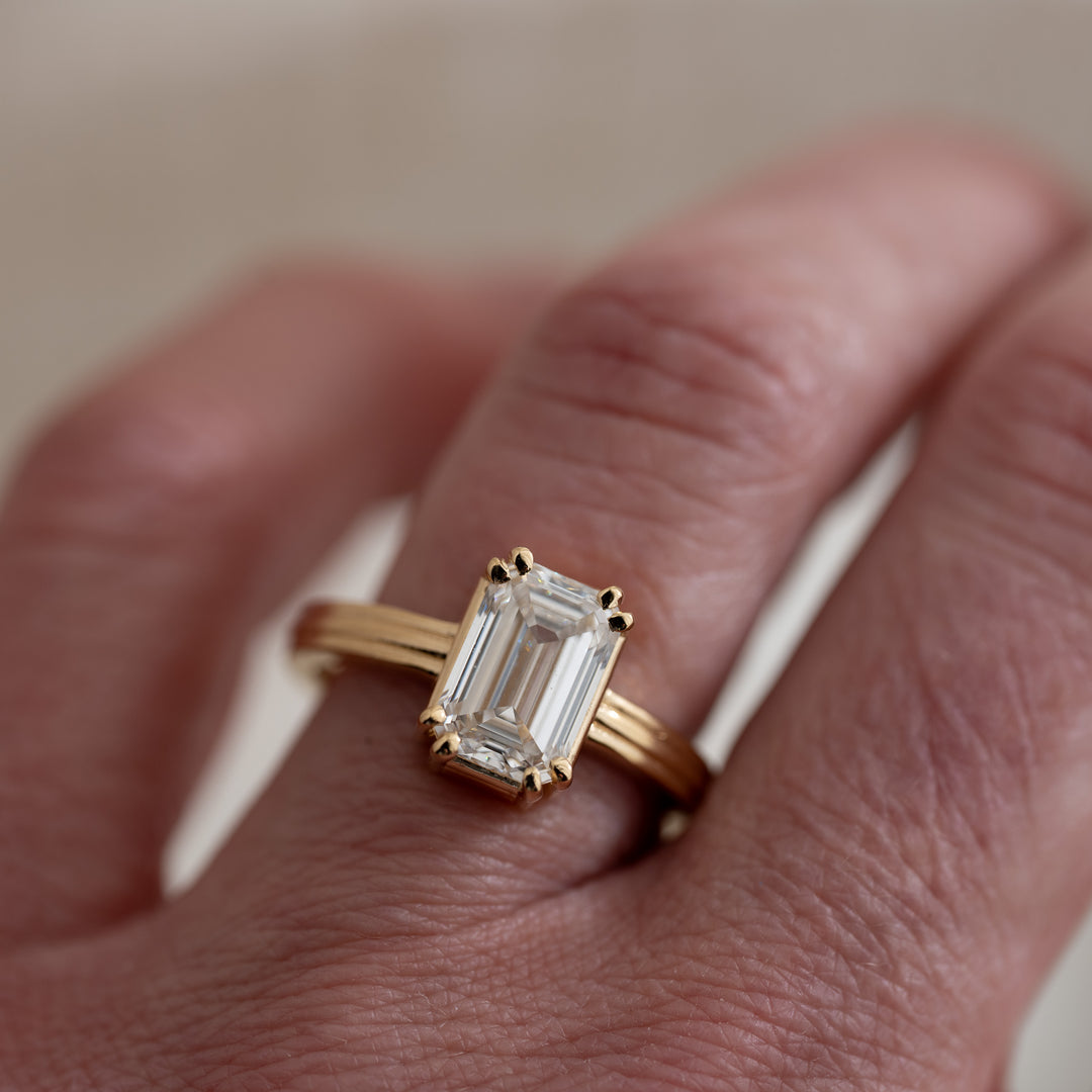 2.38 CT Emerald Fluted Ring