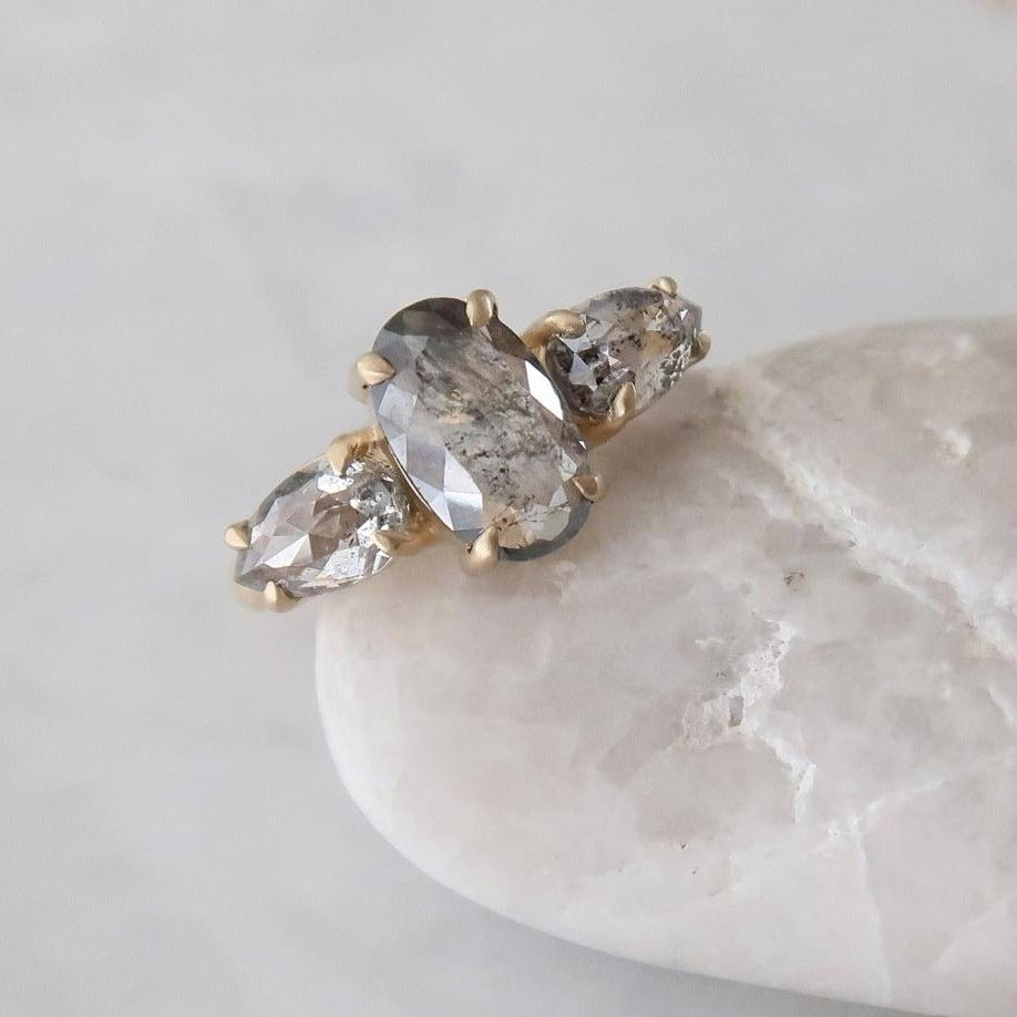 Oval Trio Ring