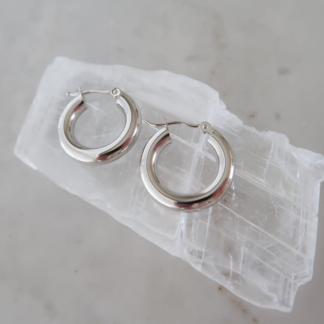 Medium Chubby Hoops 14K Gold