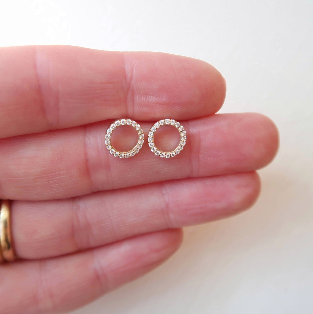 Diamond Circle Studs | 14K Yellow Gold