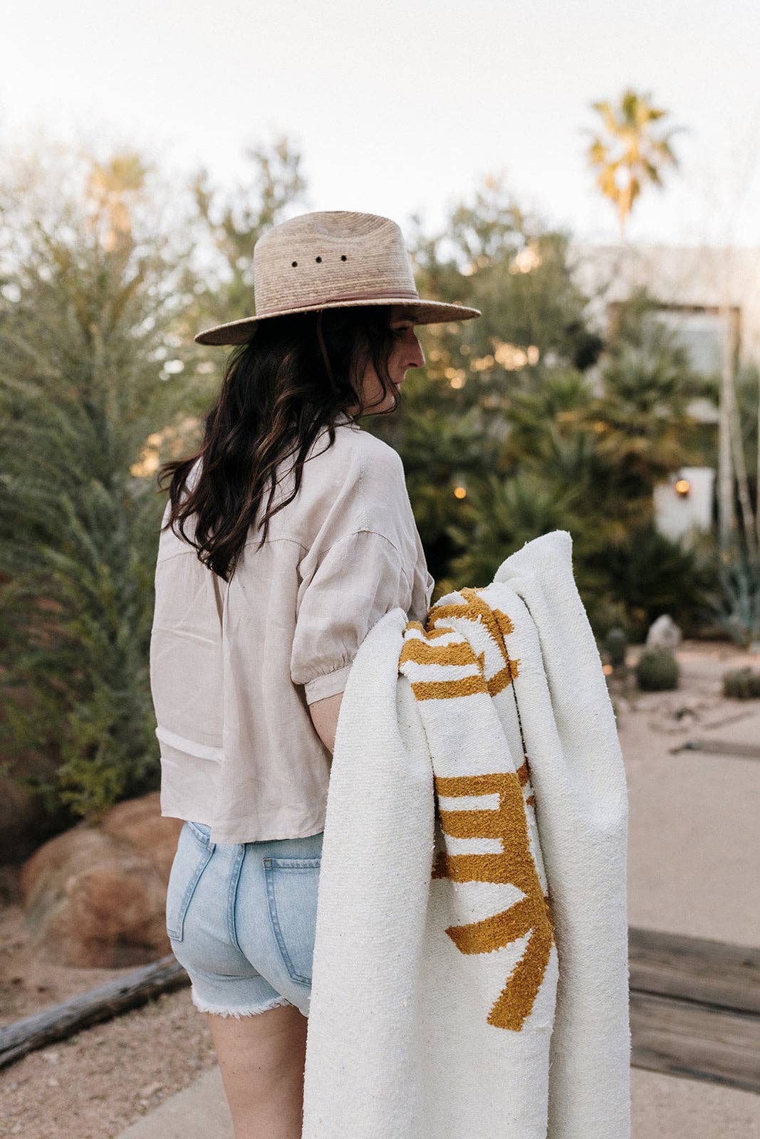 Amigas Del Sol // Handwoven Blanket