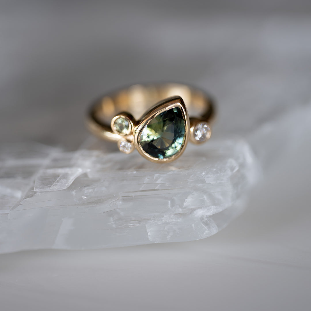 2.05 CT Sapphire Cluster Ring