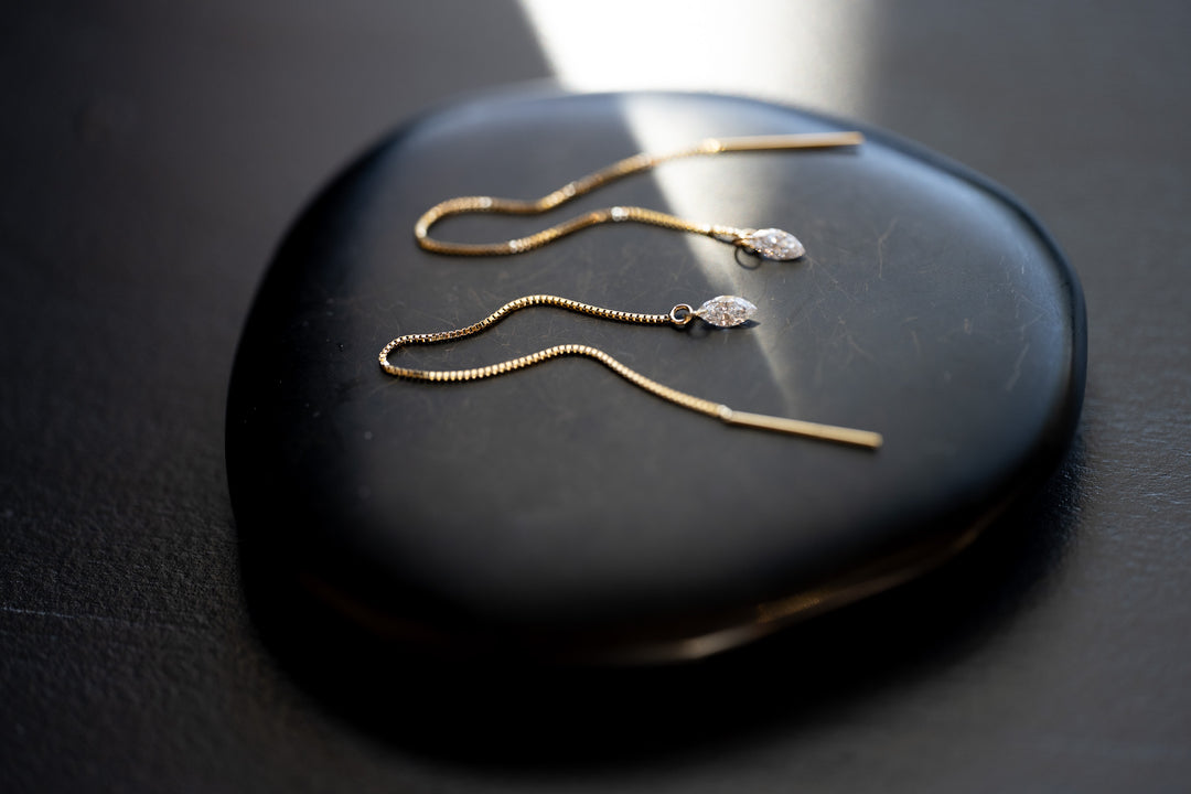 Threaders | Floating Marquise