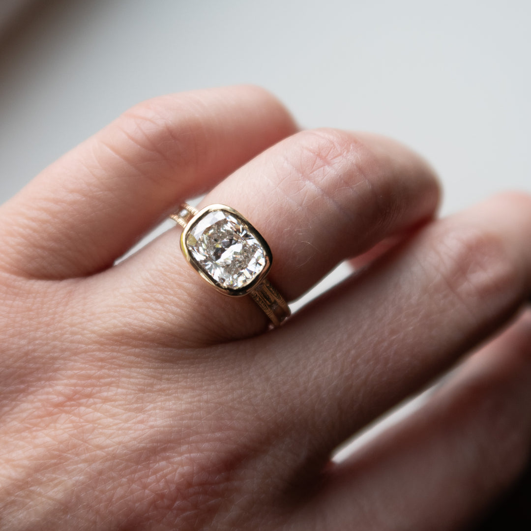 2.08 CT Cushion