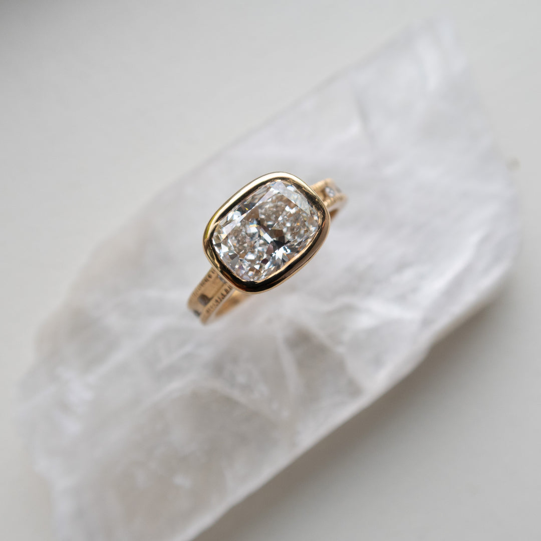2.08 CT Cushion
