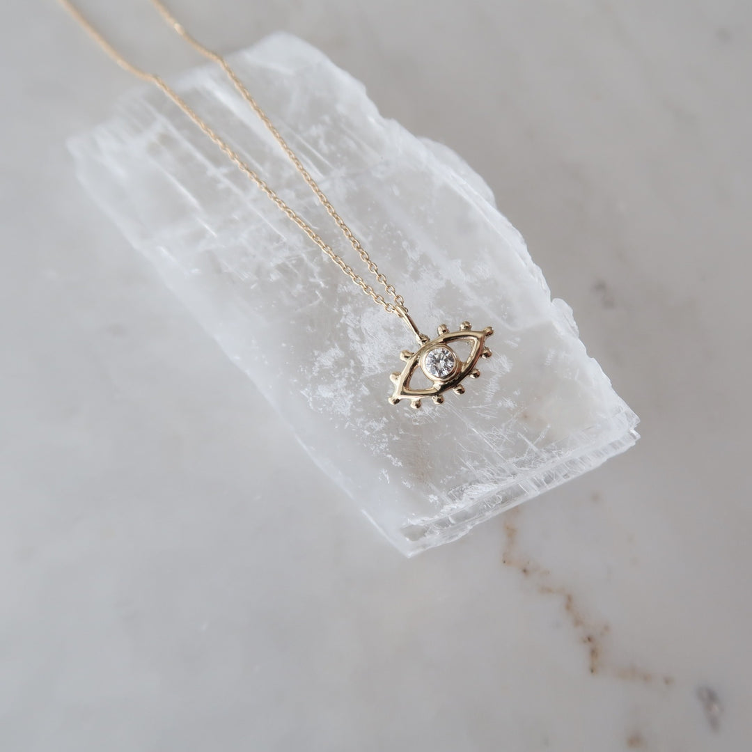 Diamond Beholder Necklace in Yellow Gold