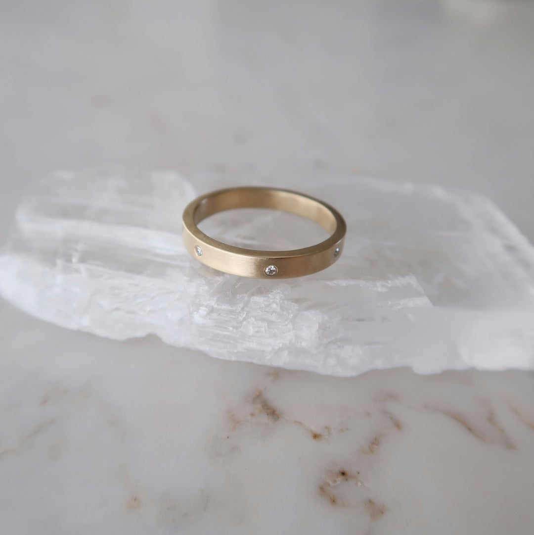 Flush Diamond Band in 14K Yellow Gold