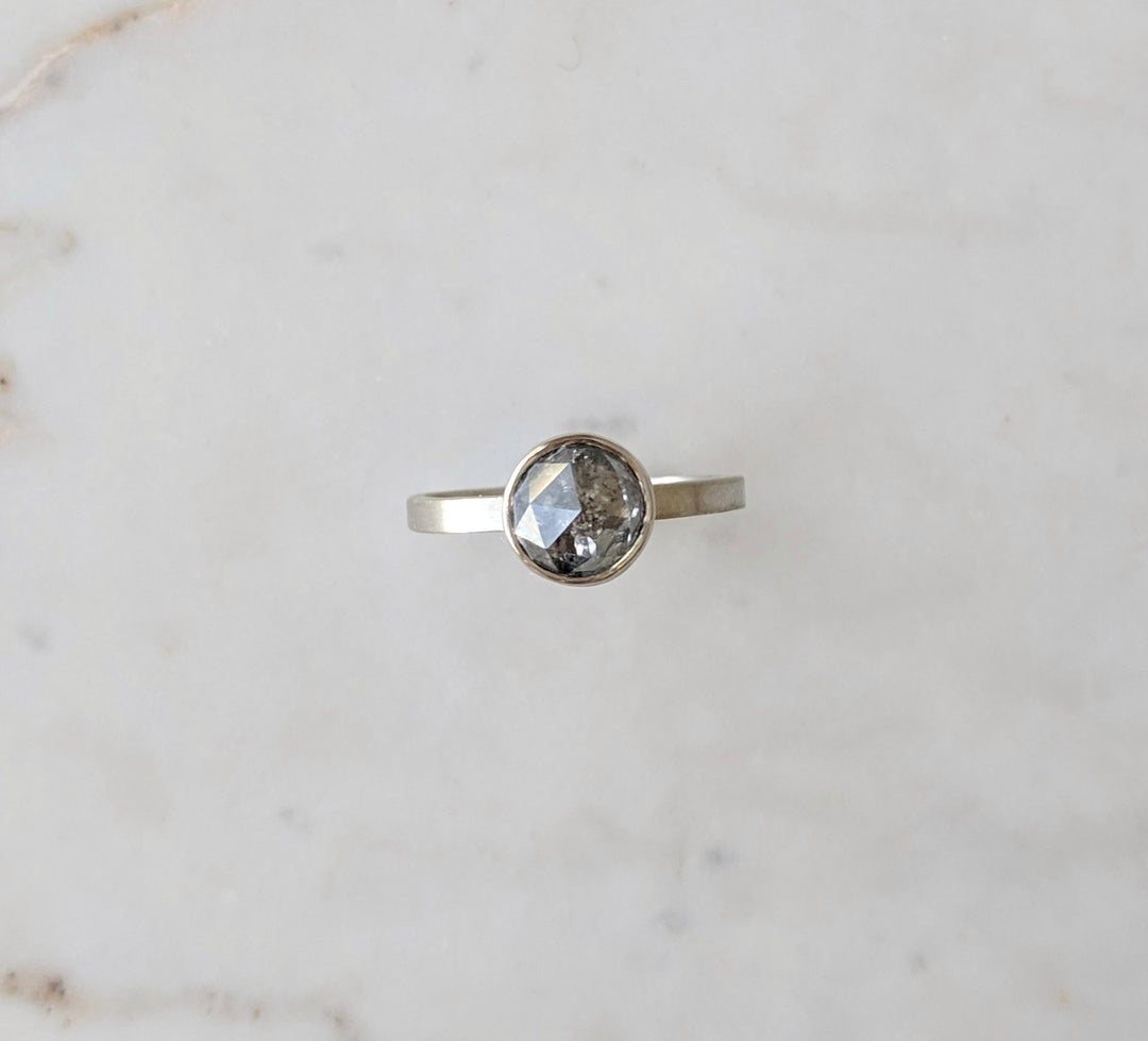 Salt & Pepper Diamond Ring | 14K White Gold