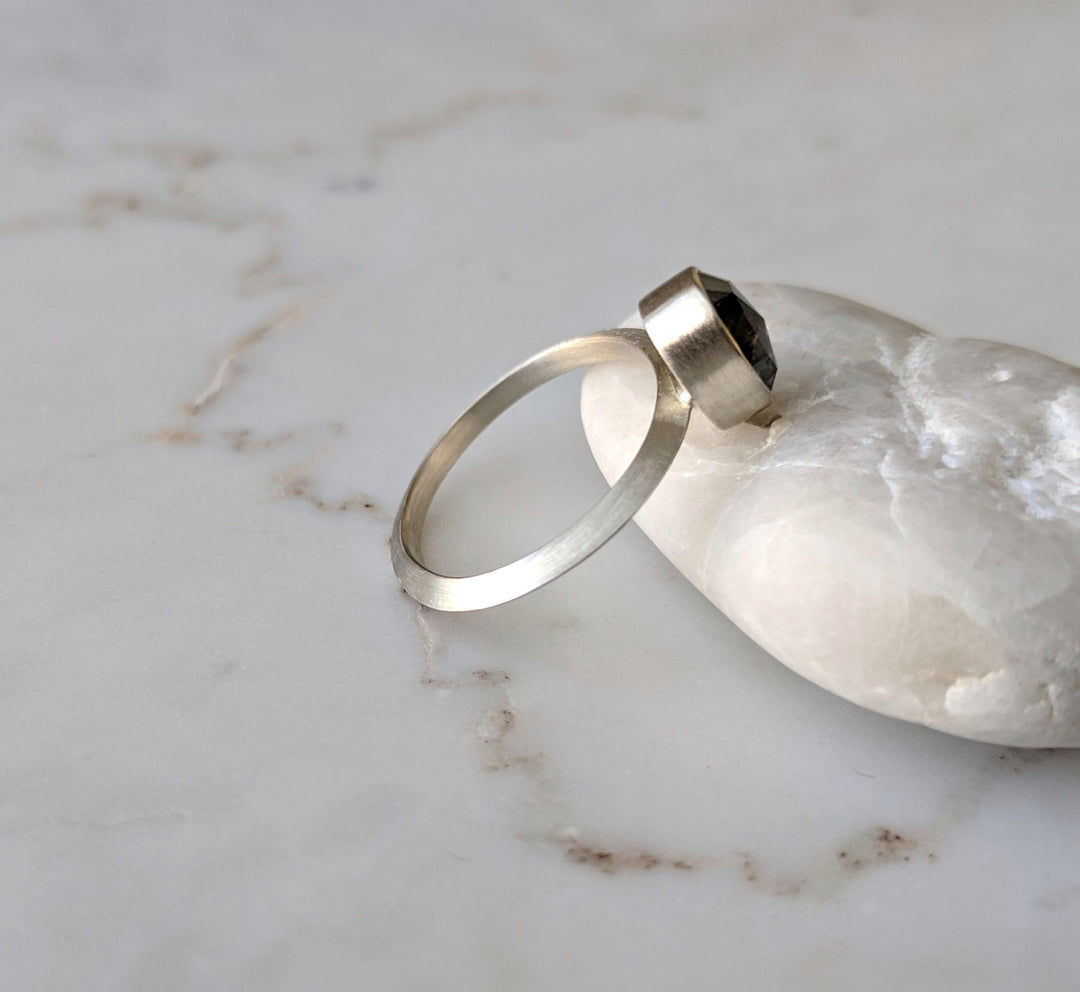 Oval Diamond Engagement Ring | 14K White Gold
