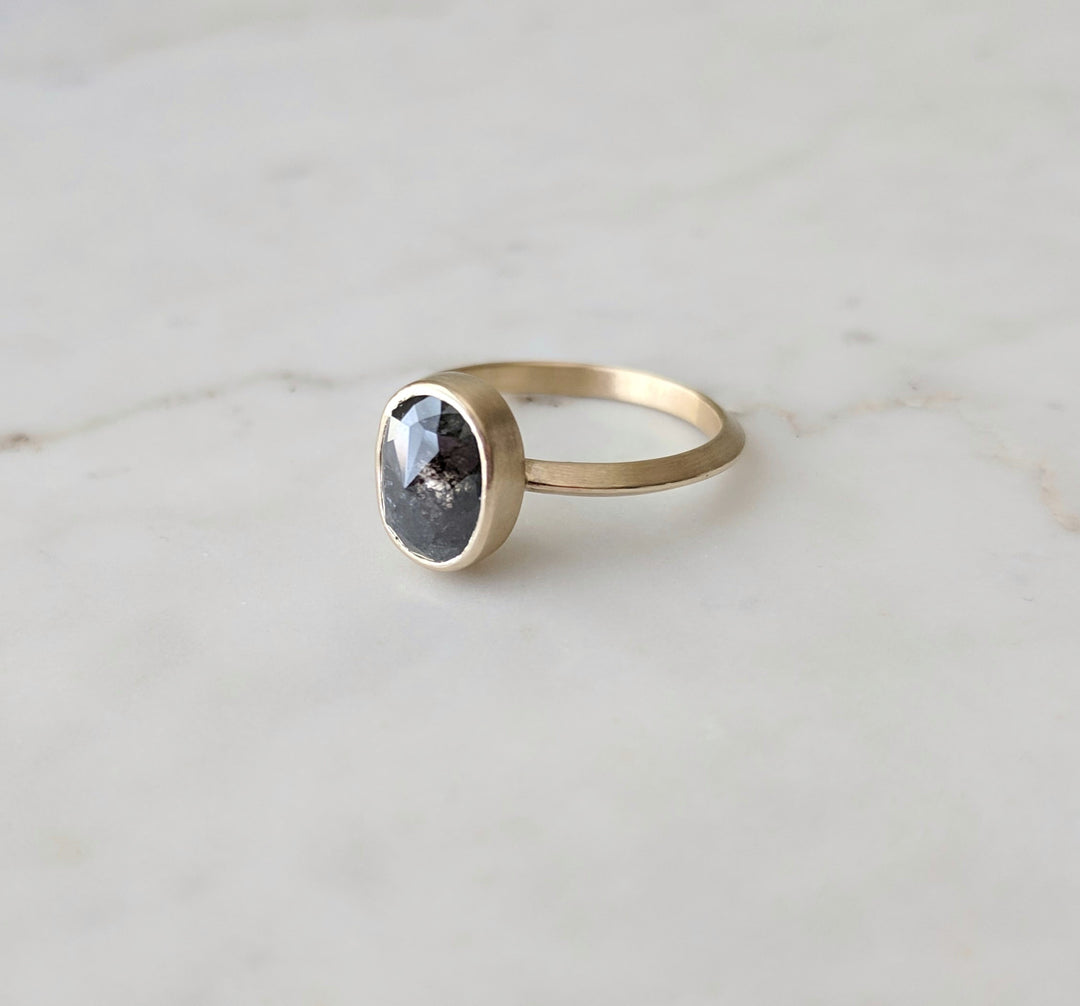 Oval Salt & Pepper Diamond Ring 14K Gold | Unique Engagement Ring