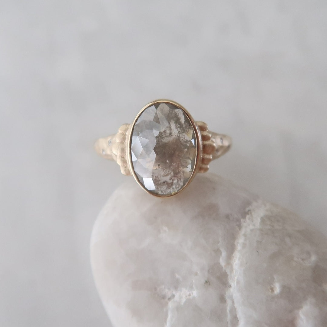 2.01 CT Grey Oval Ring