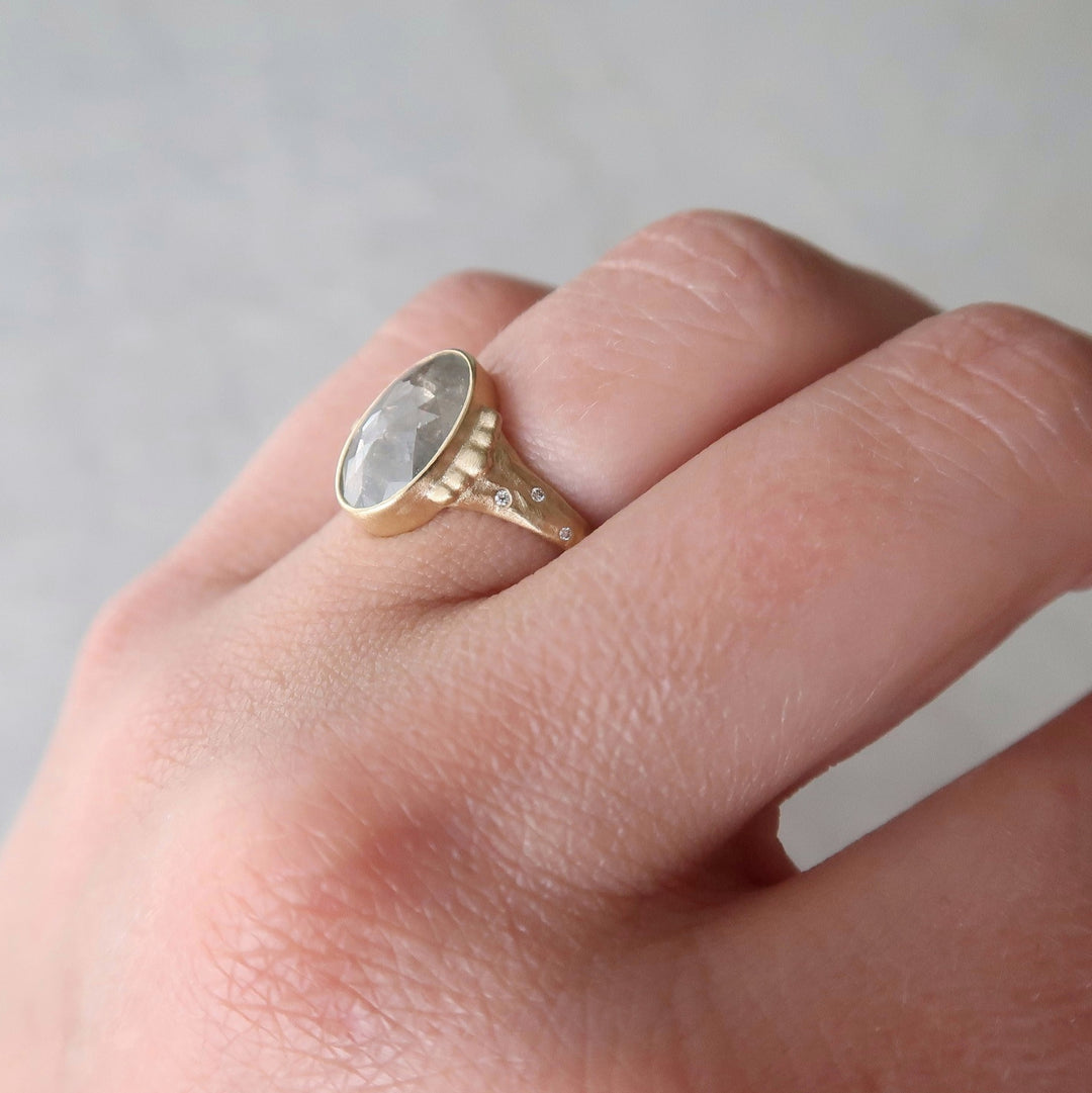 2.01 CT Grey Oval Ring