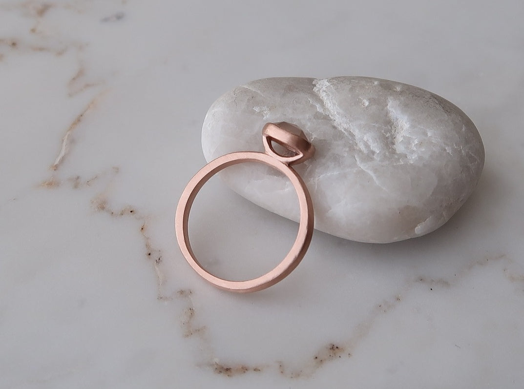 Creamy Oval Diamond Ring | 14K Rose Gold