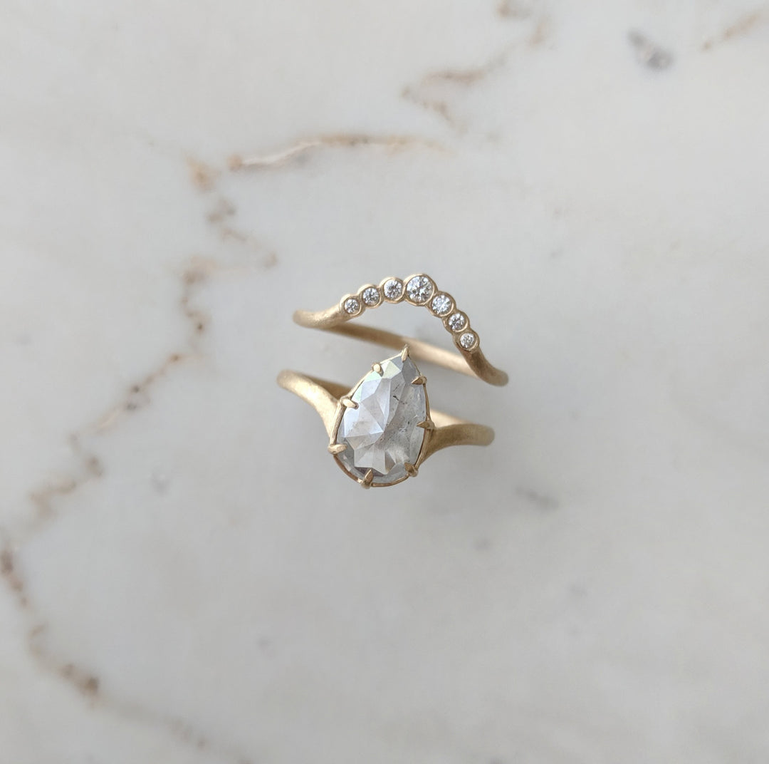 Grey Pear Diamond Ring Set