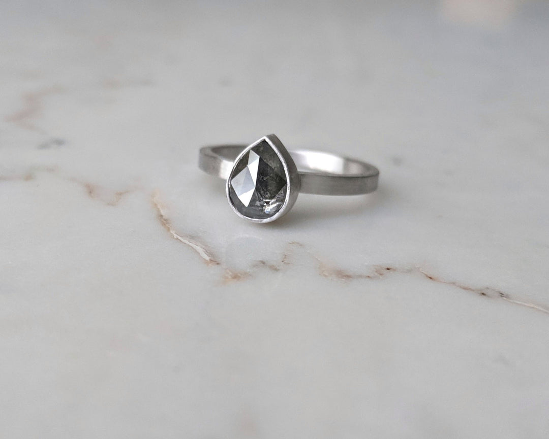 Salt & Pepper Pear Diamond | 14K White Gold