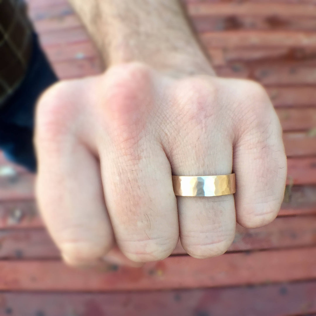 Men's 6mm Hammered Wedding Band in 14K Yellow Gold