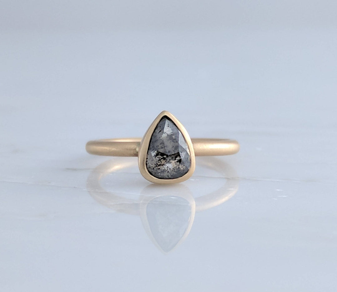 Salt Pepper Diamond Ring in 14K Yellow Gold