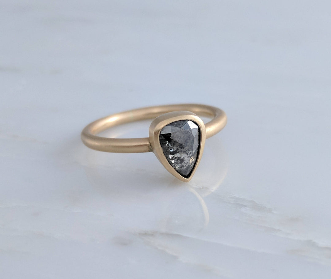 Salt Pepper Diamond Ring in 14K Yellow Gold