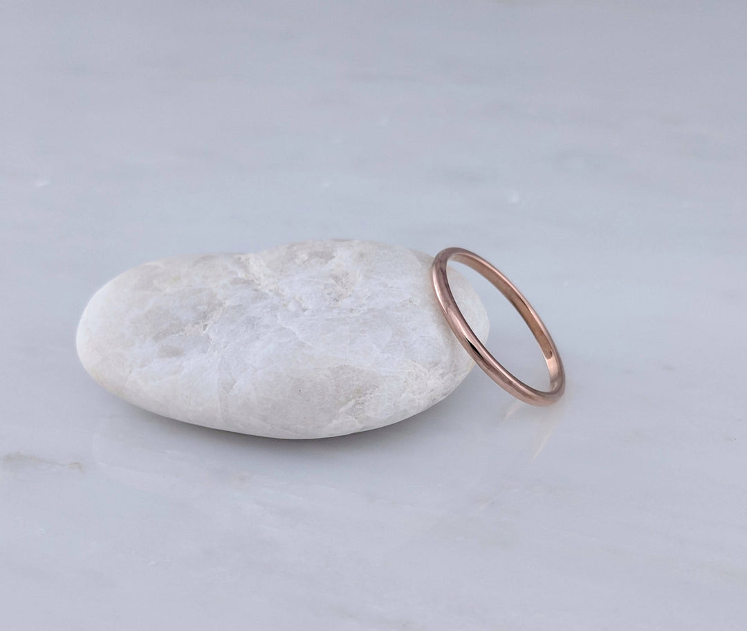 1.5mm 14K Rose Gold Half Round Band