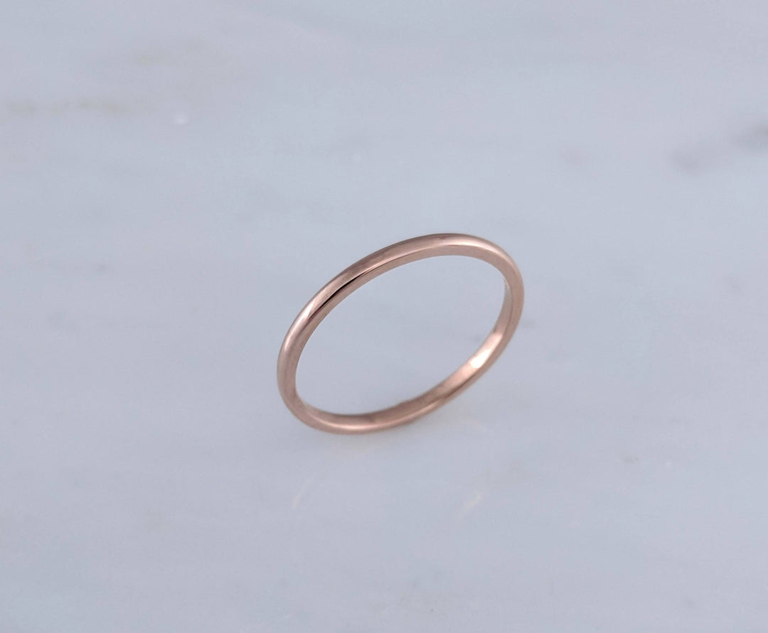 1.5mm 14K Rose Gold Half Round Band