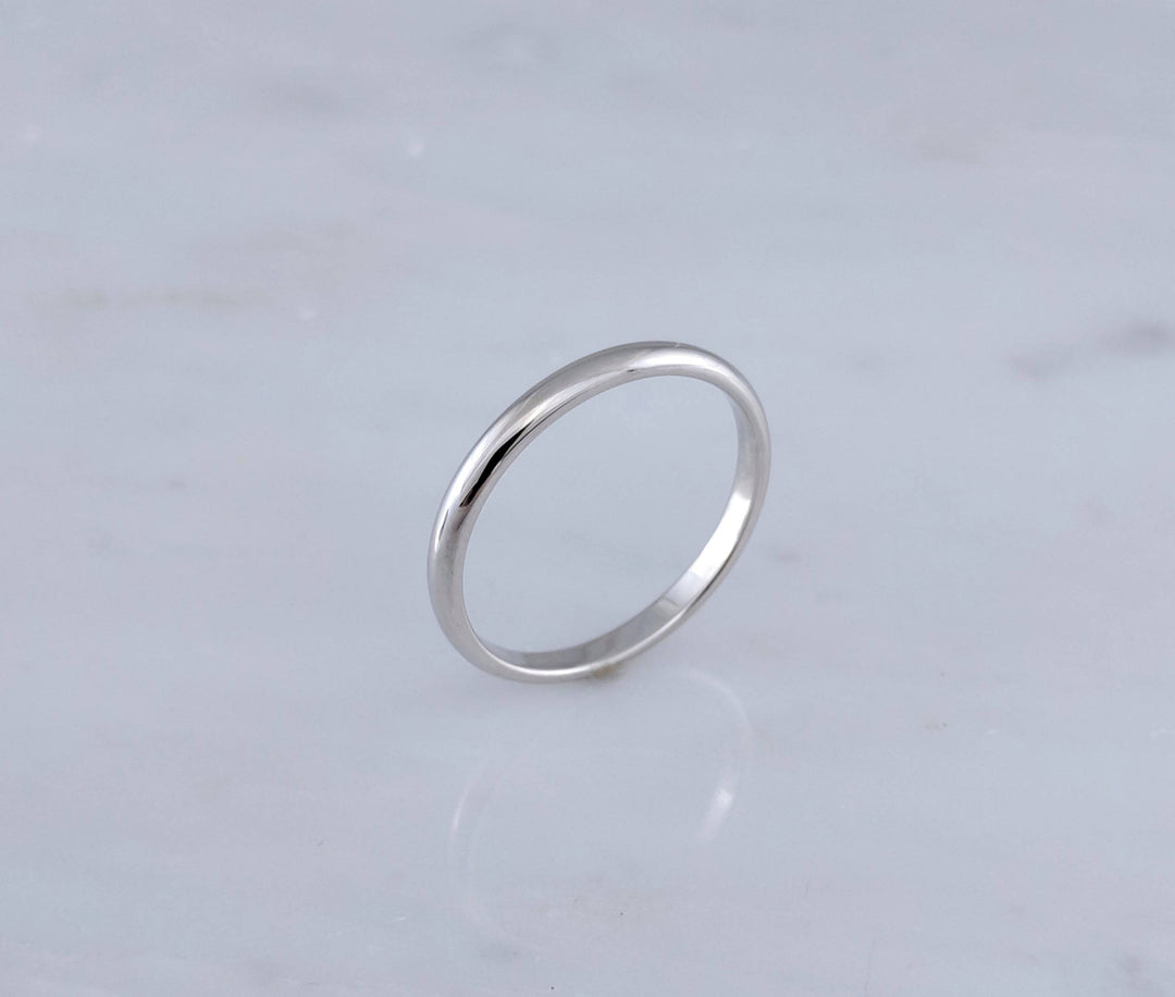 2.5mm 14K White Gold Half Round Band