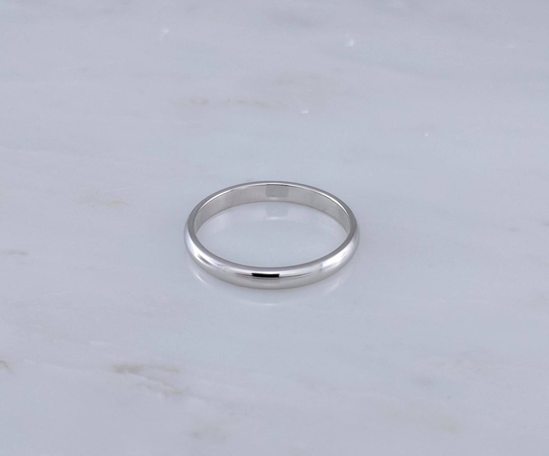 2.5mm 14K White Gold Half Round Band