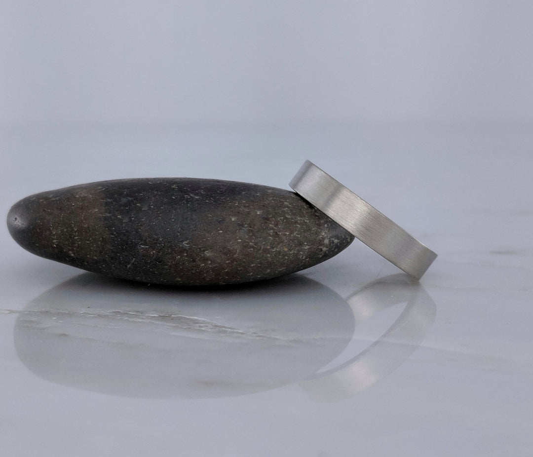 Men's 4mm Flat Band in 14K White Gold