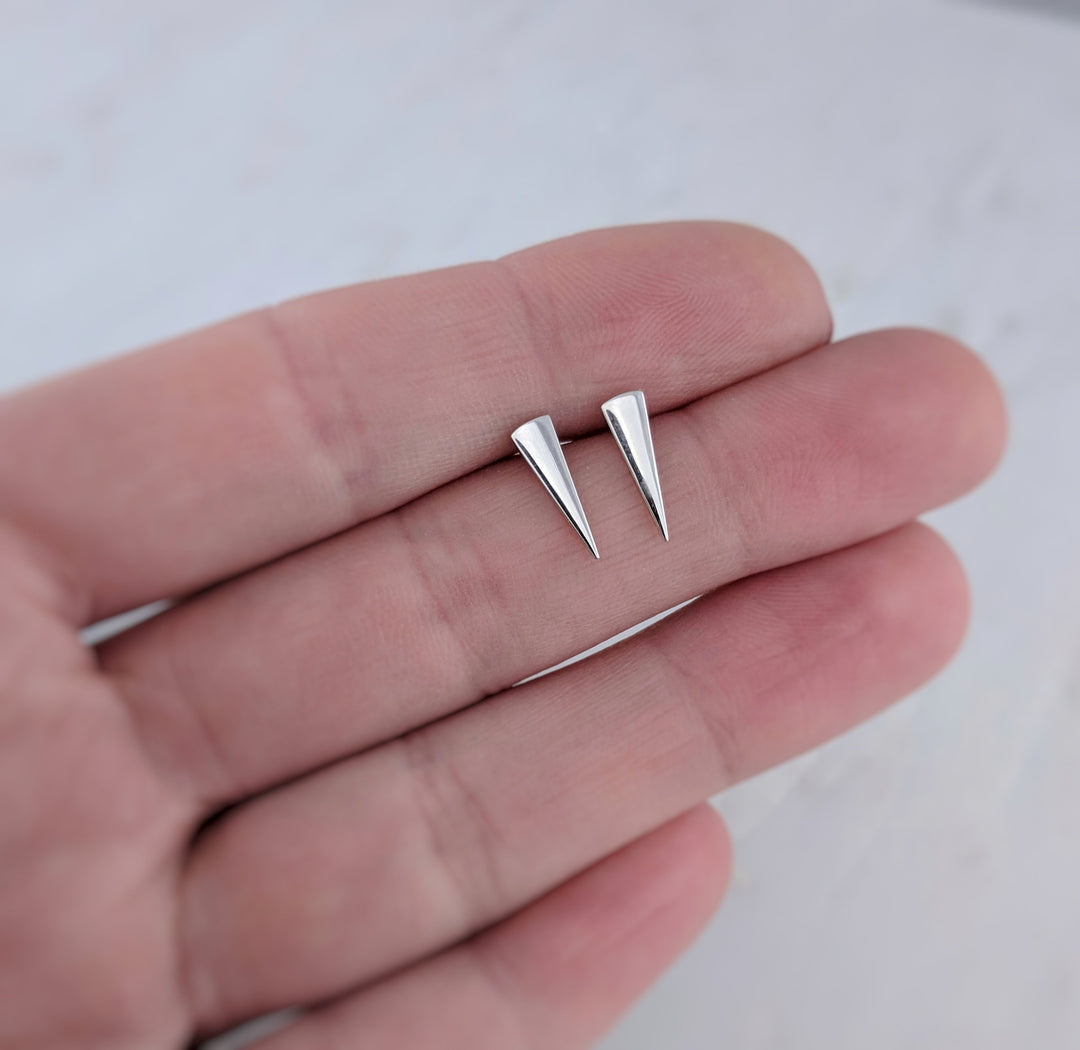 Triangle Stud Earrings in White Gold