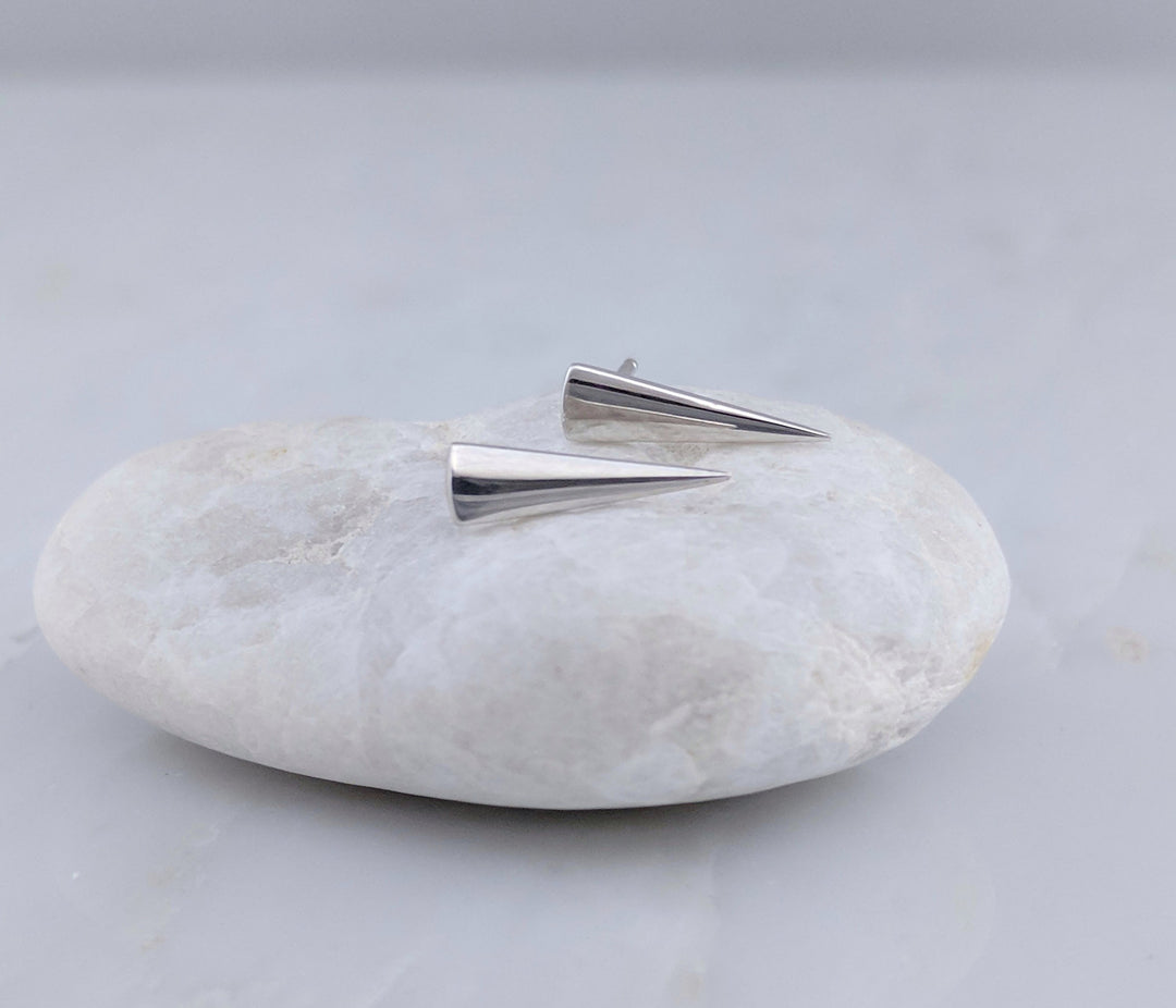 Triangle Stud Earrings in White Gold