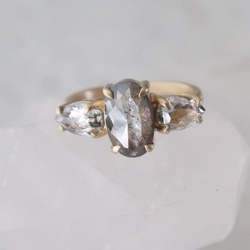 Oval Trio Ring