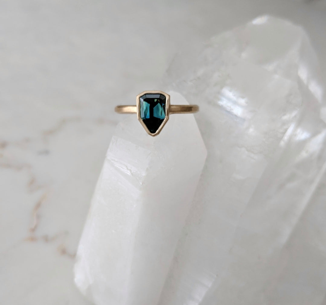 Sapphire One of a Kind Ring | 18K Yellow Gold