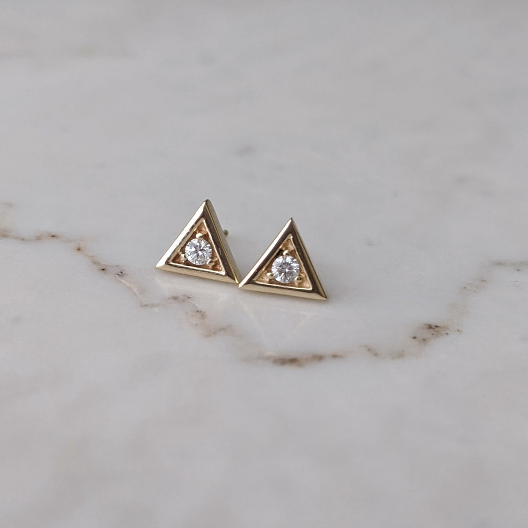 Triangle Diamond Stud Earrings | 14K Yellow Gold