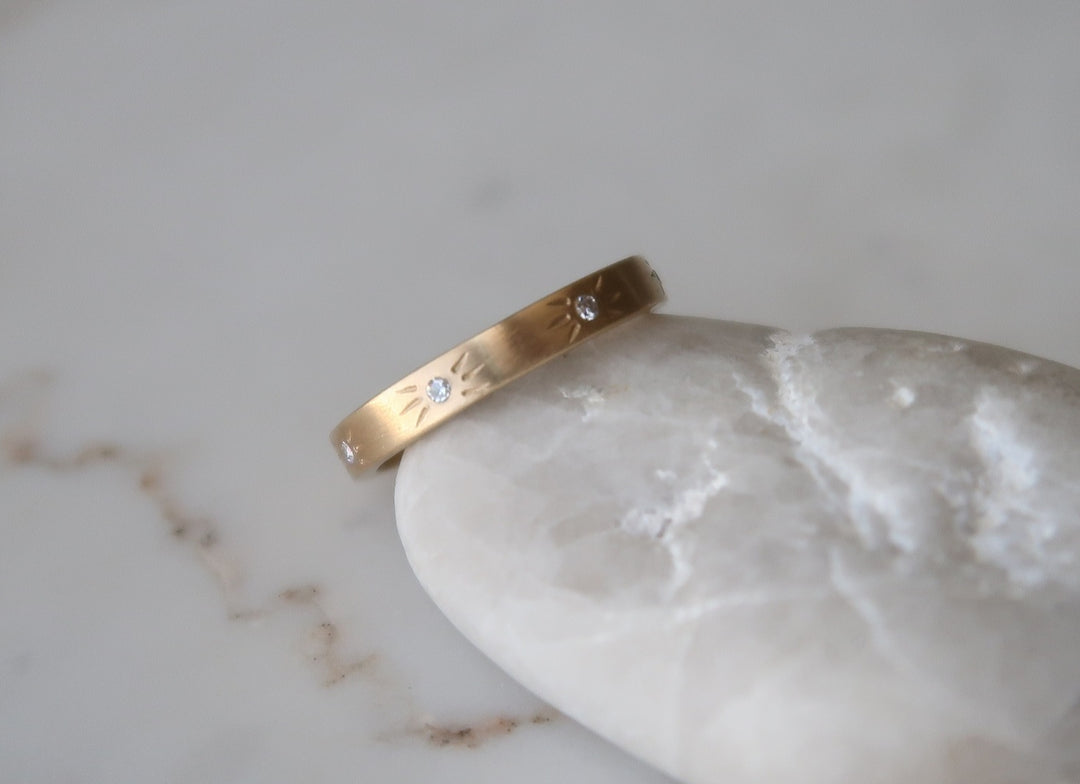 Starburst Diamond Band in 14K Yellow Gold