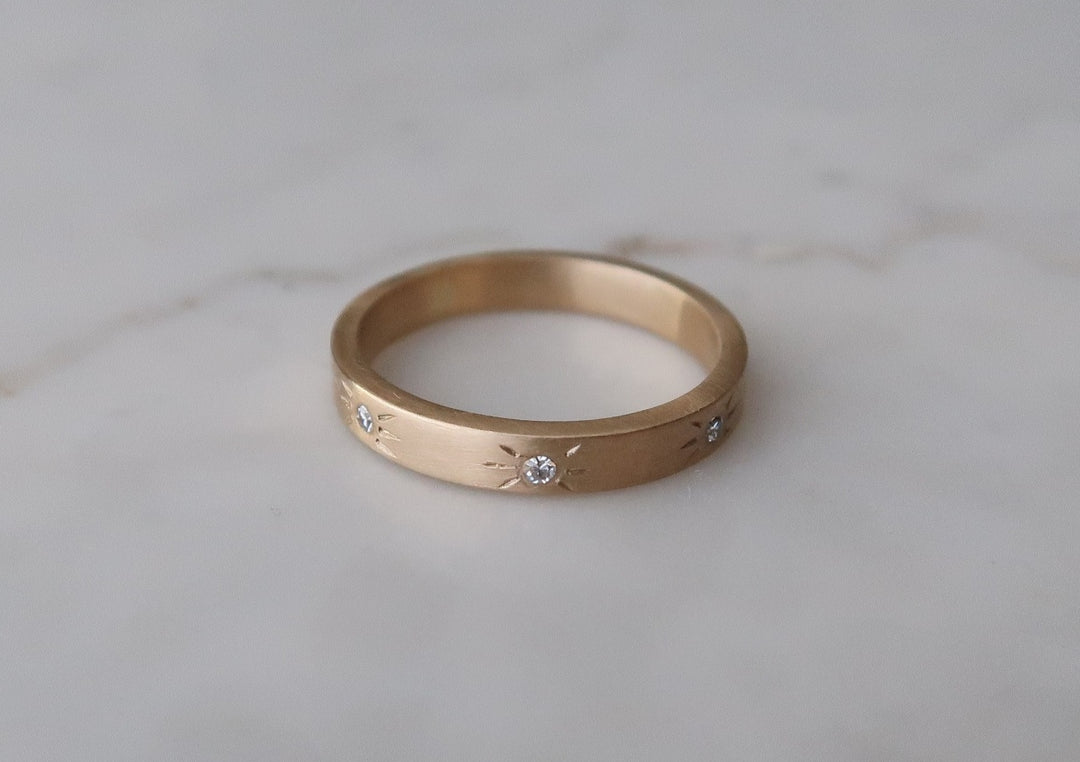 Starburst Diamond Band in 14K Yellow Gold